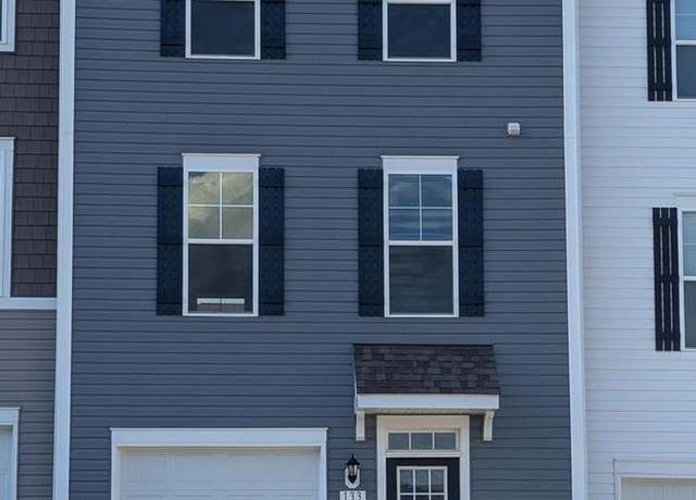 Property at 133 Mossdale Blvd, Falling Waters, WV 25419, 3 beds, 3.5 baths