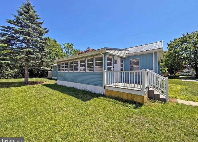 Property at 36103 Knight St #155, Rehoboth Beach, DE 19971, 3 beds, 2 baths