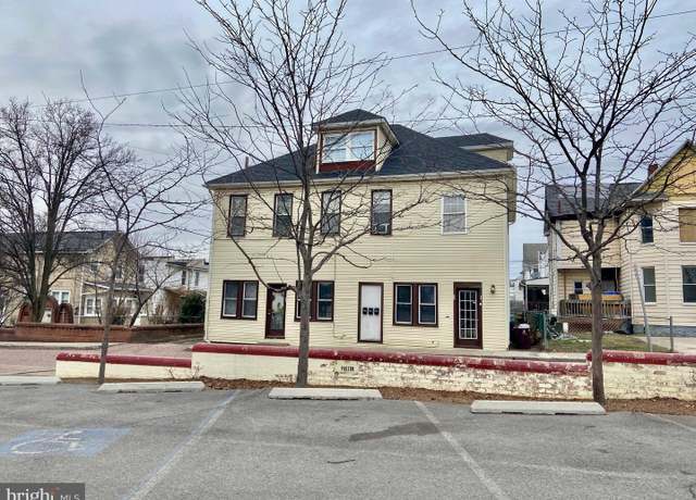 Property at 108 E Fourth St, Cumberland, MD 21502, 7 beds, 4 baths