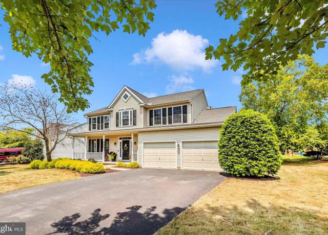 Property at 211 Creek Walk Dr, Walkersville, MD 21793, 4 beds, 2.5 baths