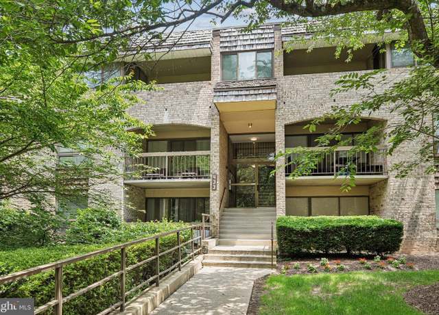 Property at 433 Christopher Ave #86, Gaithersburg, MD 20879, 2 beds, 2 baths