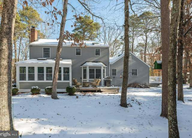 Property at 1440 Stokes Rd, Medford, NJ 08055, 4 beds, 2.5 baths