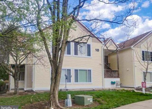 Property at 104 Falcon Ridge Way Bldg 10 - UNIT4, Hamburg, NJ 07419, 1 bed, 1.5 baths