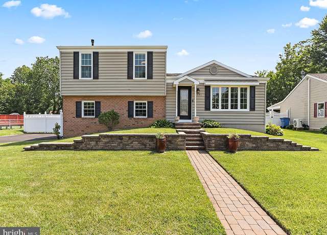 Property at 6491 Neshaminy Valley Dr, Bensalem, PA 19020, 4 beds, 2.5 baths