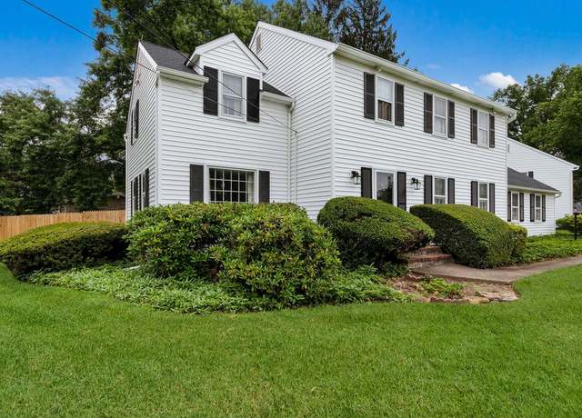 Property at 1301 Moon Dr, Yardley, PA 19067, 4 beds, 2.5 baths