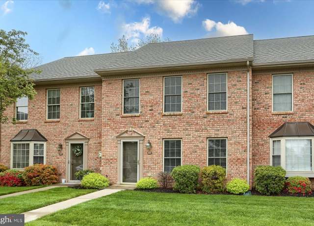 Property at 108 Melbourne Ln, Mechanicsburg, PA 17055, 3 beds, 2.5 baths