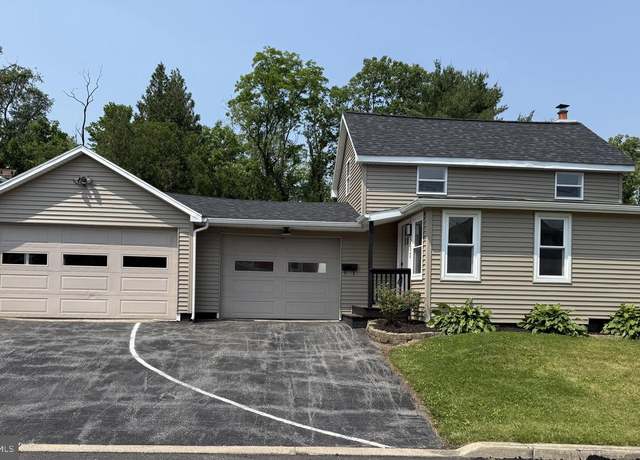 Property at 233 S Chestnut St, Mill Hall, PA 17751, 3 beds, 1 bath