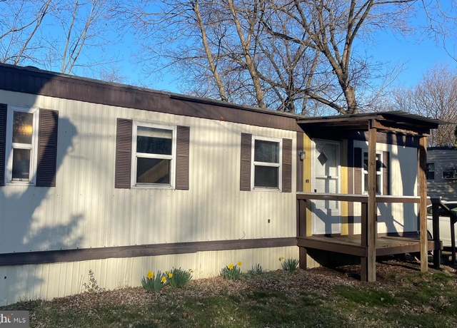 Property at 1387 Frank Rd, Chambersburg, PA 17202, 2 beds, 1 bath
