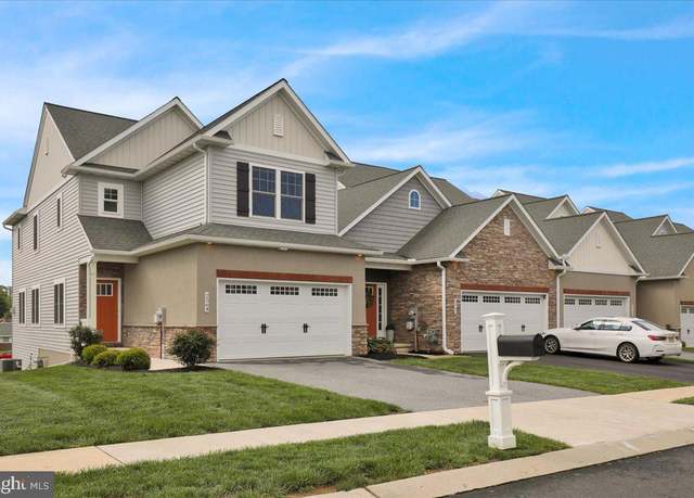 Property at 2564 Camas Ln, East Petersburg, PA 17520, 3 beds, 2.5 baths