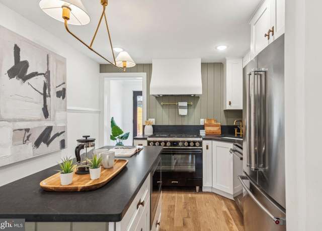Property at 1129 E Berks St, Philadelphia, PA 19125, 3 beds, 2.5 baths