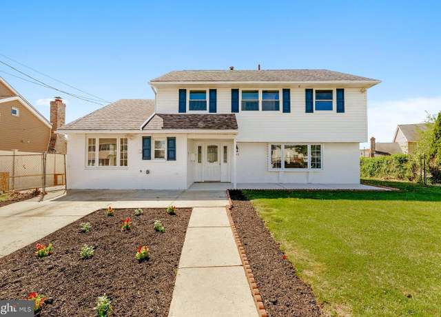 Property at 1866 Merlin Pl, Philadelphia, PA 19116, 5 beds, 2.5 baths