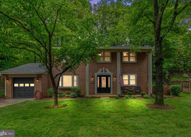 Property at 4906 Heversham Ct, Fairfax, VA 22032, 4 beds, 2.5 baths