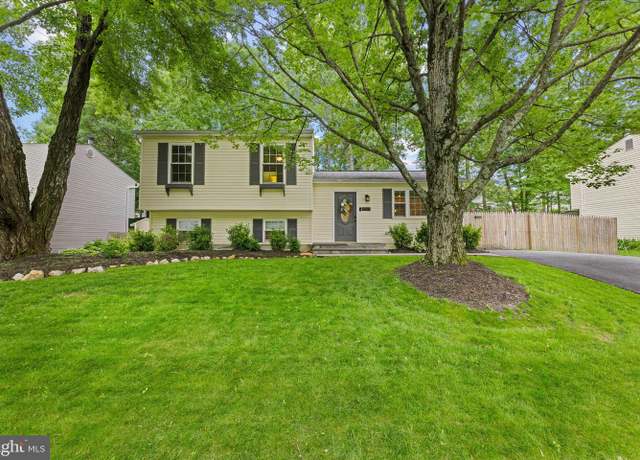 Property at 9761 Turnbuckle Dr, Burke, VA 22015, 3 beds, 2.5 baths