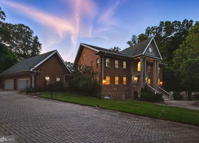 Property at 1712 Briar Ridge Rd, Mclean, VA 22101, 10 beds, 11 baths