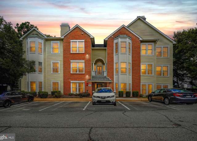 Property at 4138 Fountainside Ln Unit A302, Fairfax, VA 22030, 3 beds, 2 baths
