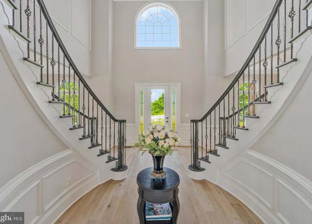 Property at 14785 Bankfield Dr, Waterford, VA 20197, 4 beds, 5.5 baths