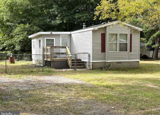 Property at 37088 E White Tail Dr, Selbyville, DE 19975, 3 beds, 2 baths