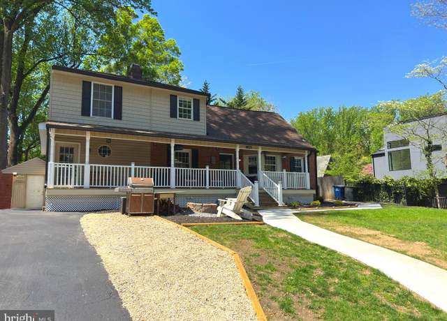 Property at 210 Northmoor Dr, Silver Spring, MD 20901, 4 beds, 4 baths
