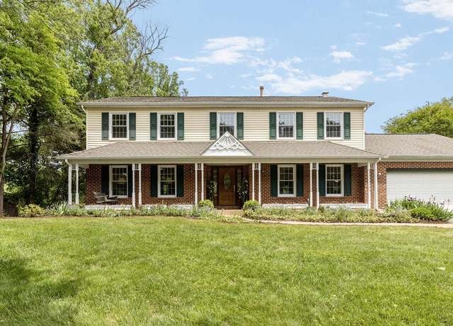 Property at 12125 Pawnee Dr, Gaithersburg, MD 20878, 4 beds, 3.5 baths