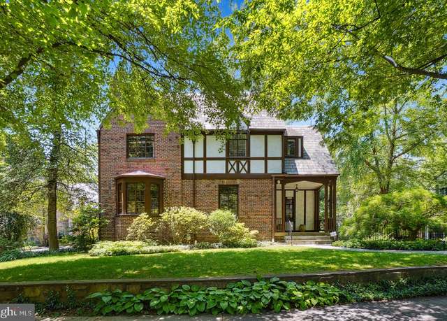 Property at 5710 Warwick Pl, Chevy Chase, MD 20815, 3 beds, 2.5 baths
