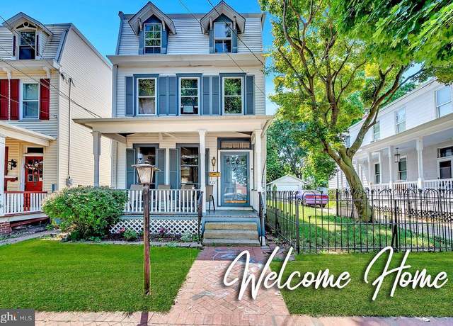 Property at 422 Locust Ave, Burlington, NJ 08016, 5 beds, 2 baths