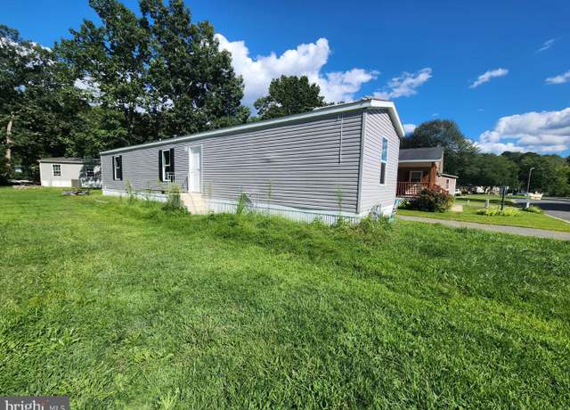 Property at 18 Birchwood Dr, Pittsgrove, NJ 08318, 3 beds, 2 baths