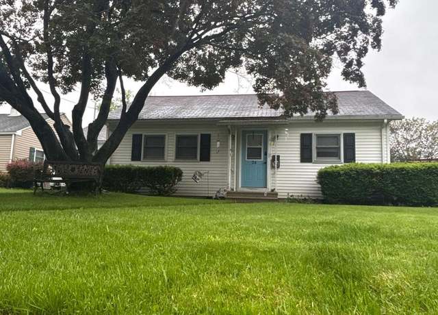 Property at 24 Lincoln Dr, Wernersville, PA 19565, 2 beds, 1 bath