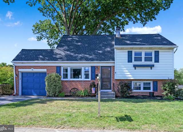 Property at 110 Montieth Ave, Reading, PA 19609, 3 beds, 2.5 baths