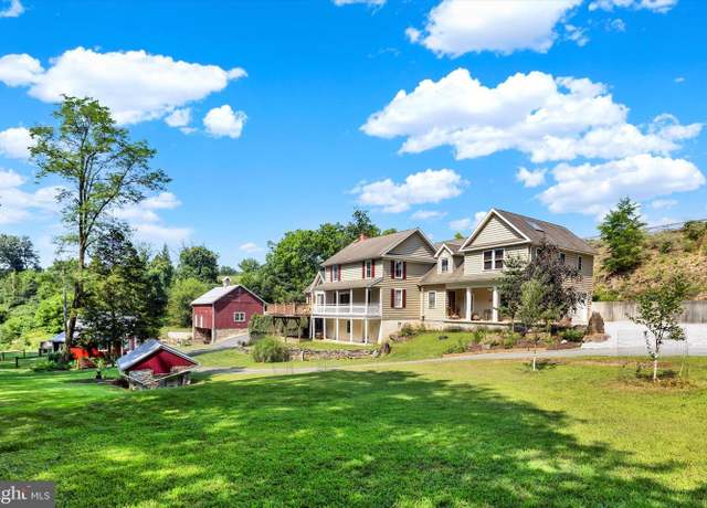 Property at 15 Gift Rd, Hamburg, PA 19526, 4 beds, 2.5 baths