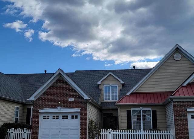 Property at 155 Dorchester Dr, Sellersville, PA 18960, 2 beds, 3 baths