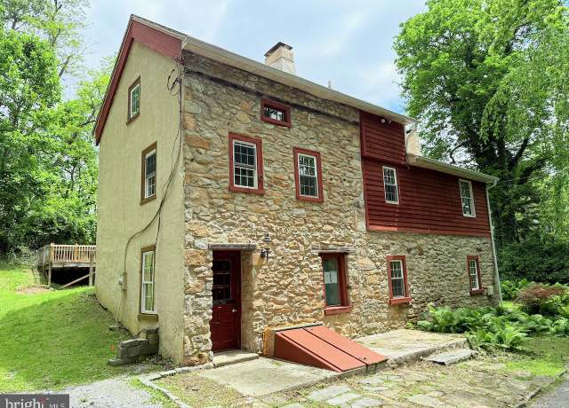 Property at 3709 E Fisherville Rd, Downingtown, PA 19335, 3 beds, 2 baths