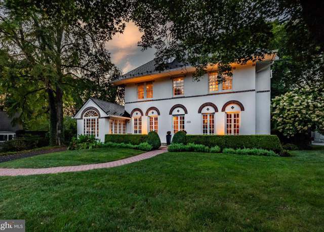 Property at 205 Roberts Rd, Ardmore, PA 19003, 5 beds, 3.5 baths