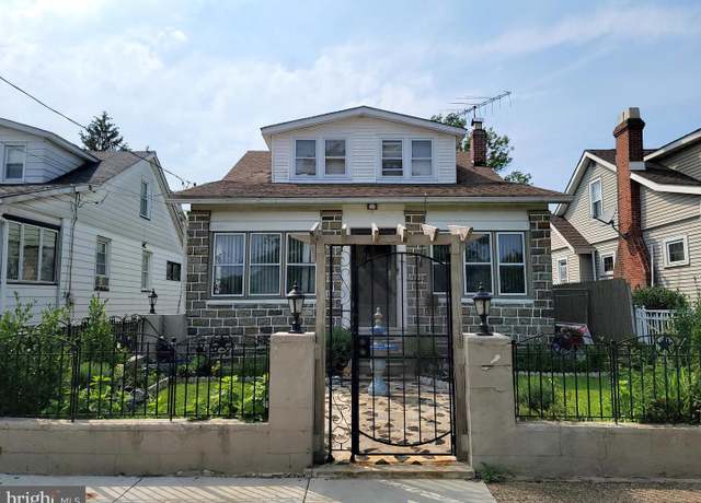 Property at 7520 Dungan Rd, Philadelphia, PA 19111, 3 beds, 2.5 baths