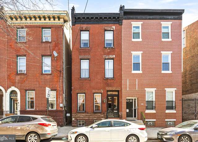 Property at 961 N 5th St, Philadelphia, PA 19123, 3 beds, 2.5 baths