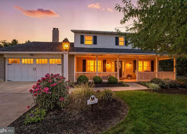 Property at 761 Heritage Hills Dr, York, PA 17402, 4 beds, 2.5 baths