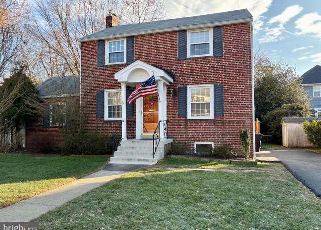 Property at 4936 33rd Rd N, Arlington, VA 22207, 4 beds, 3 baths