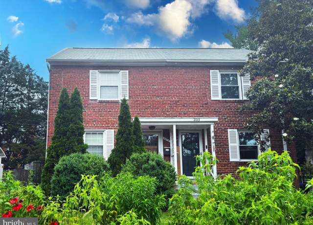 Property at 2015 20th Rd N, Arlington, VA 22201, 2 beds, 2 baths