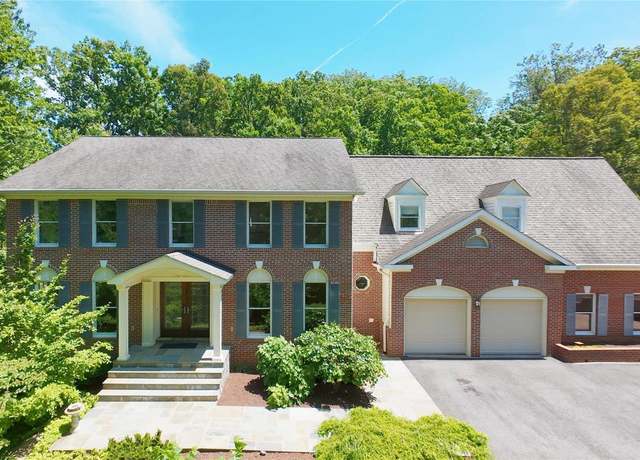 Property at 3415 Miller Heights Rd, Oakton, VA 22124, 4 beds, 4.5 baths