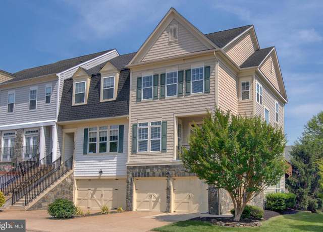 Property at 18256 Ash Mill Ter, Leesburg, VA 20176, 3 beds, 3.5 baths