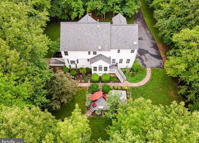 Property at 45 Saint Marys Ln, Stafford, VA 22556, 4 beds, 2.5 baths