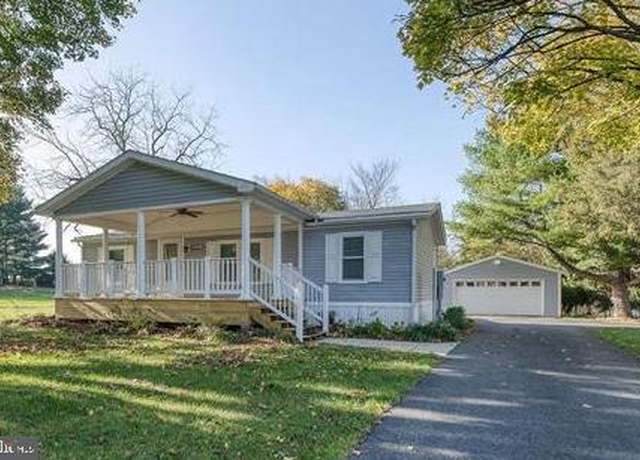 Property at 7357 Sundays Ln, Frederick, MD 21702, 3 beds, 2 baths