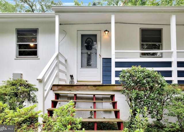 Property at 11211 Valley View Ave, Kensington, MD 20895, 4 beds, 3 baths