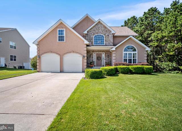 Property at 122 Justine Ln, Absecon, NJ 08205, 4 beds, 2.5 baths
