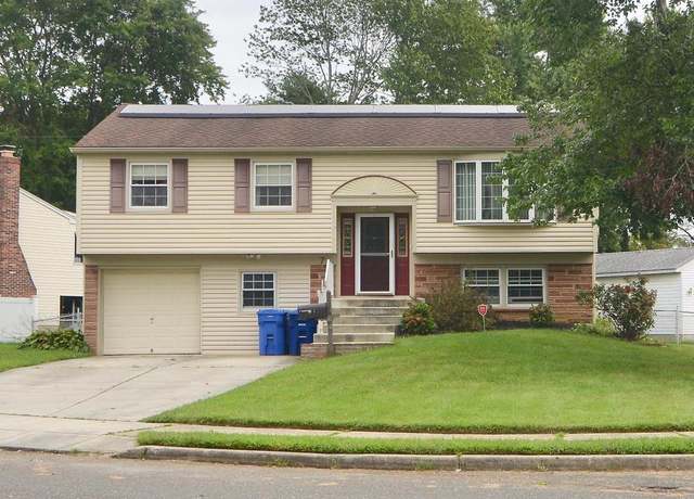 Property at 7 Caldwell Ave, Marlton, NJ 08053, 3 beds, 1.5 baths