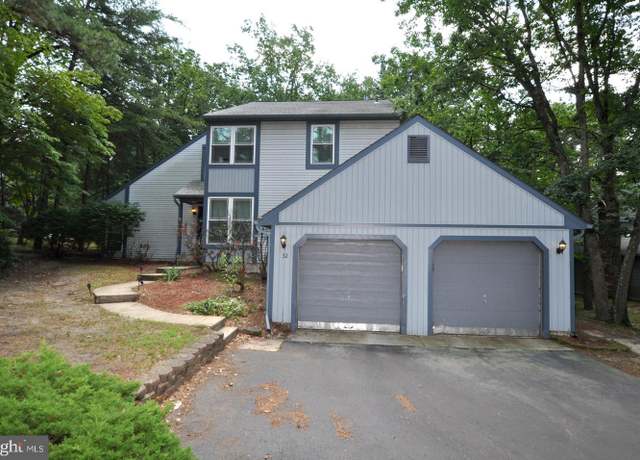Property at 32 Tenby Chase Dr, Voorhees, NJ 08043, 4 beds, 2.5 baths