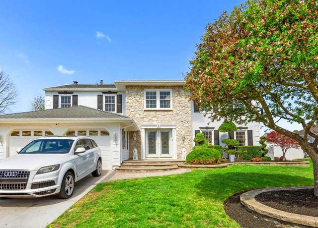 Property at 5 Greenleigh Cir, Sewell, NJ 08080, 4 beds, 2.5 baths