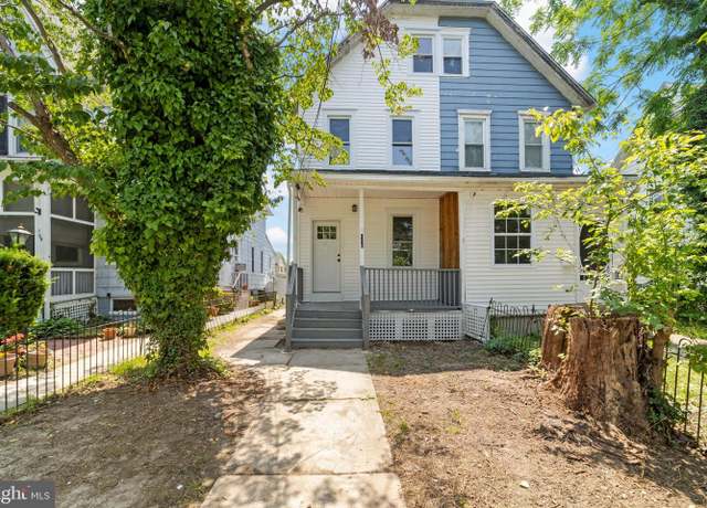 Property at 106 Eighth St, Salem, NJ 08079, 4 beds, 2 baths