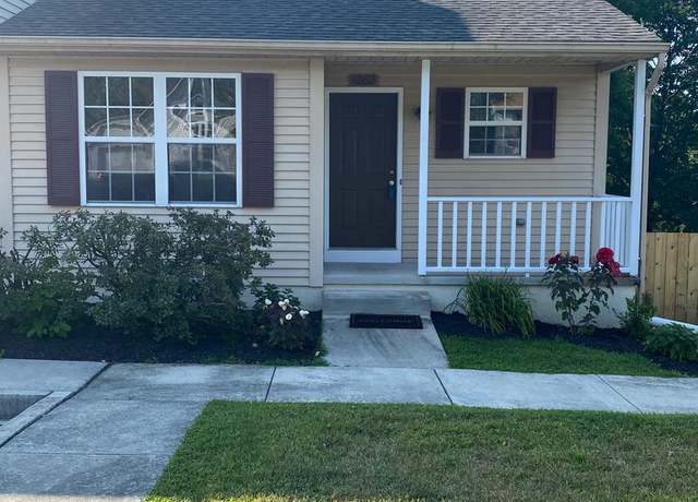 Property at 1002 Rebecca St, Carlisle, PA 17013, 2 beds, 1 bath