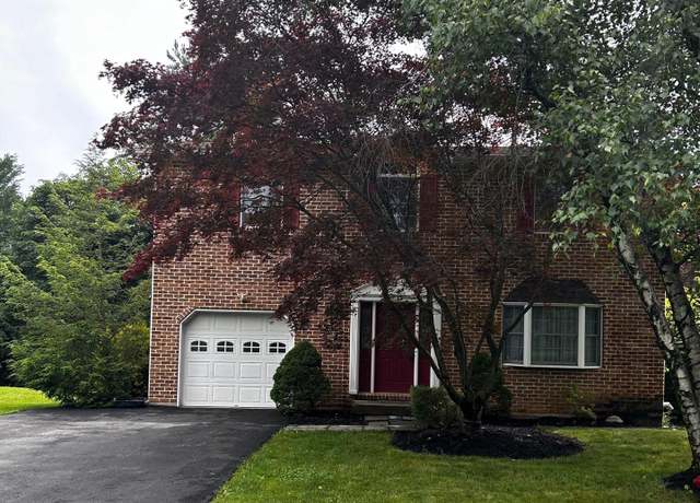 Property at 2071 Pleasant Dr, Bethlehem, PA 18015, 3 beds, 2.5 baths