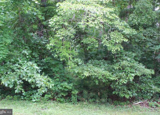 Property at 2028 Mayflower Dr, Greenbackville, VA 23356